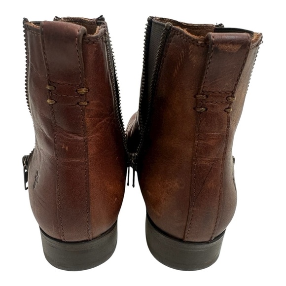 Frye Carly Zip Cognac Leather Chelsea Ankle Bootie Size 7.5 - Picture 7 of 8